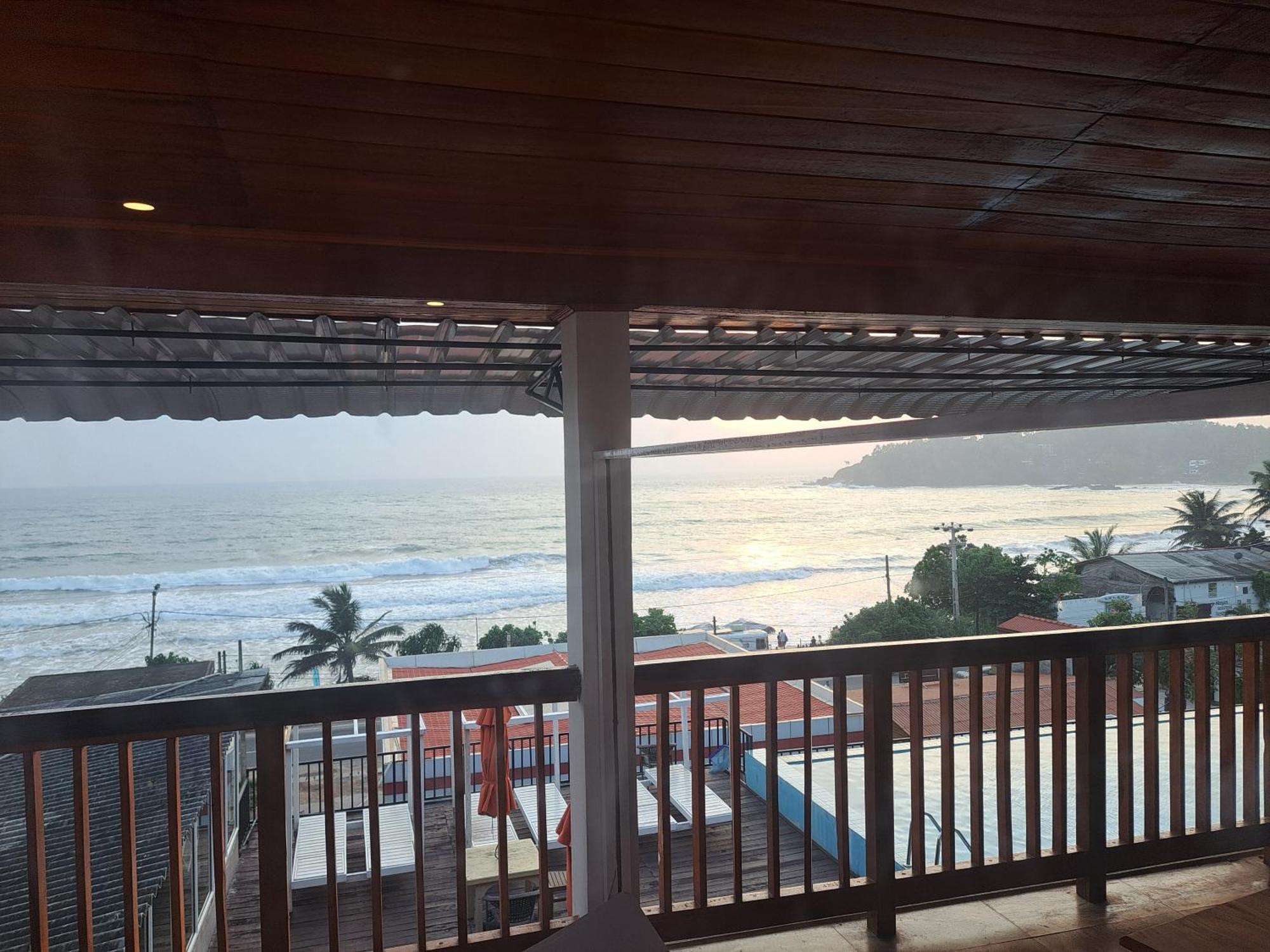 One World Mirissa Hotell Rom bilde
